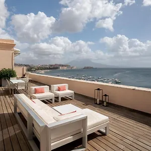 Caracciolo 13 Rooftop & Appartement Naples